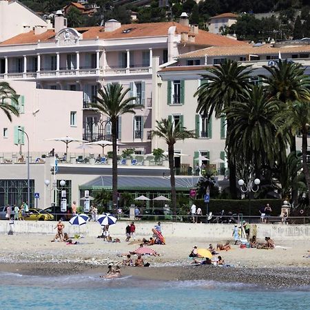 Hotel Vendome Menton - Reouverture Buitenkant foto