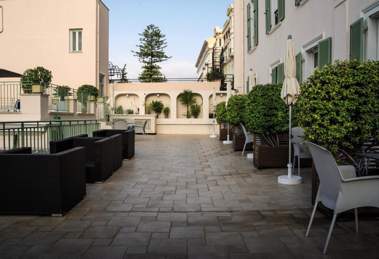 Hotel Vendome Menton - Reouverture Buitenkant foto