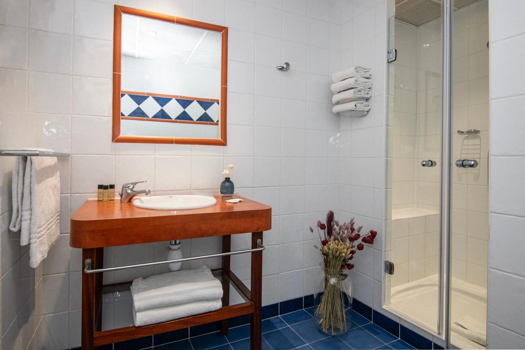 Hotel Vendome Menton - Reouverture Buitenkant foto