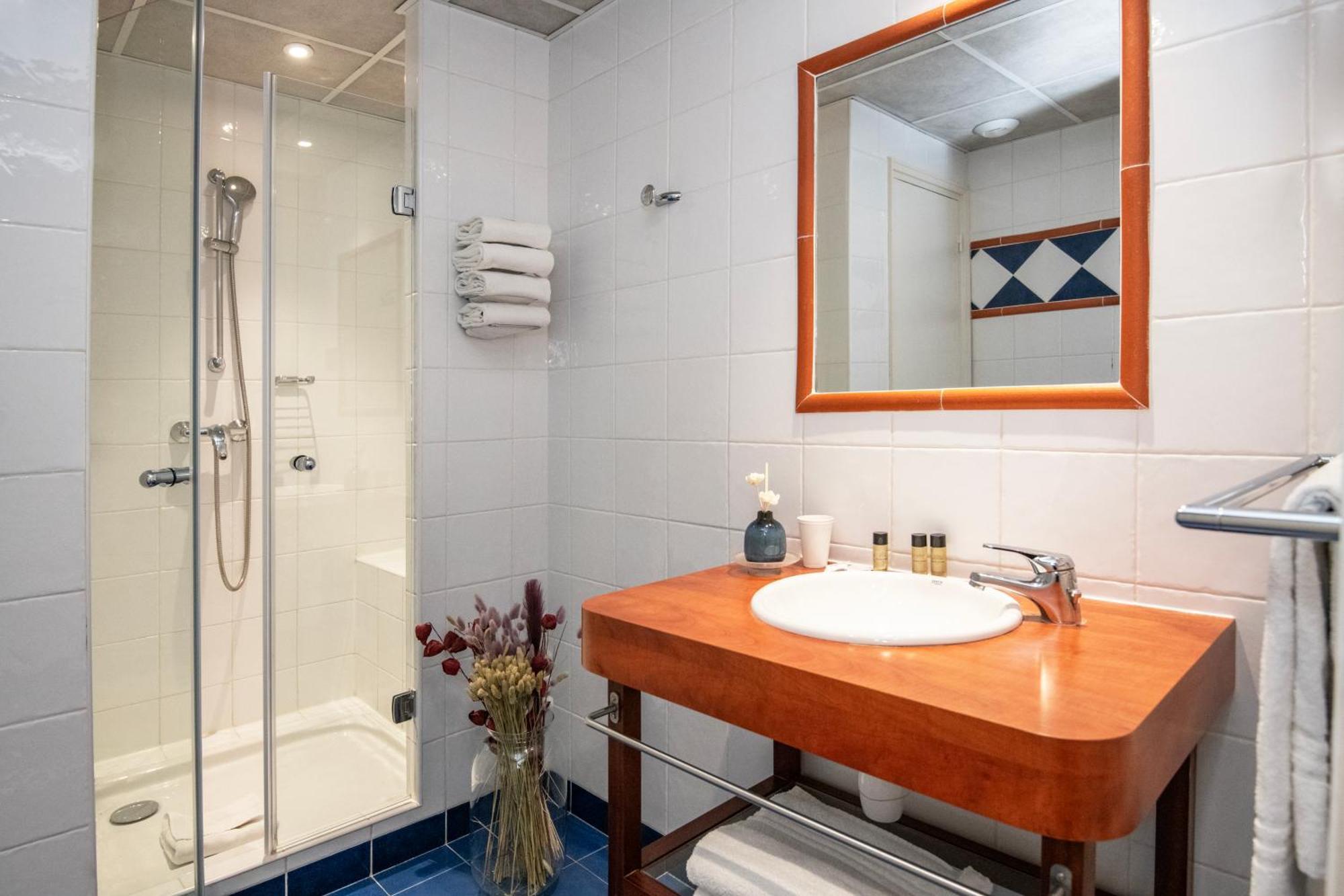Hotel Vendome Menton - Reouverture Buitenkant foto