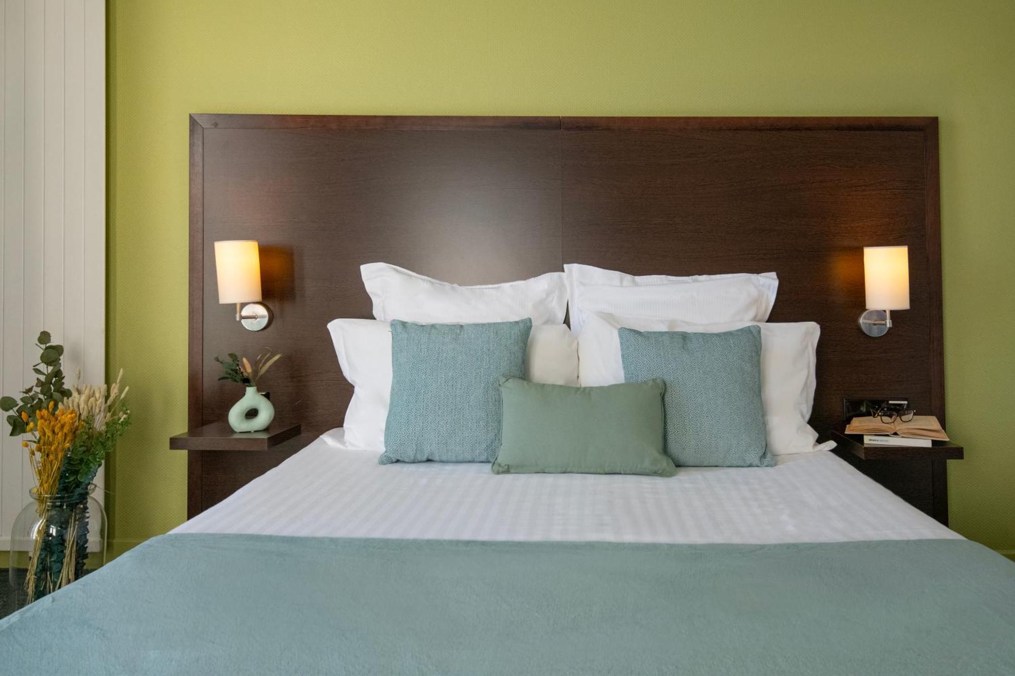 Hotel Vendome Menton - Reouverture Buitenkant foto