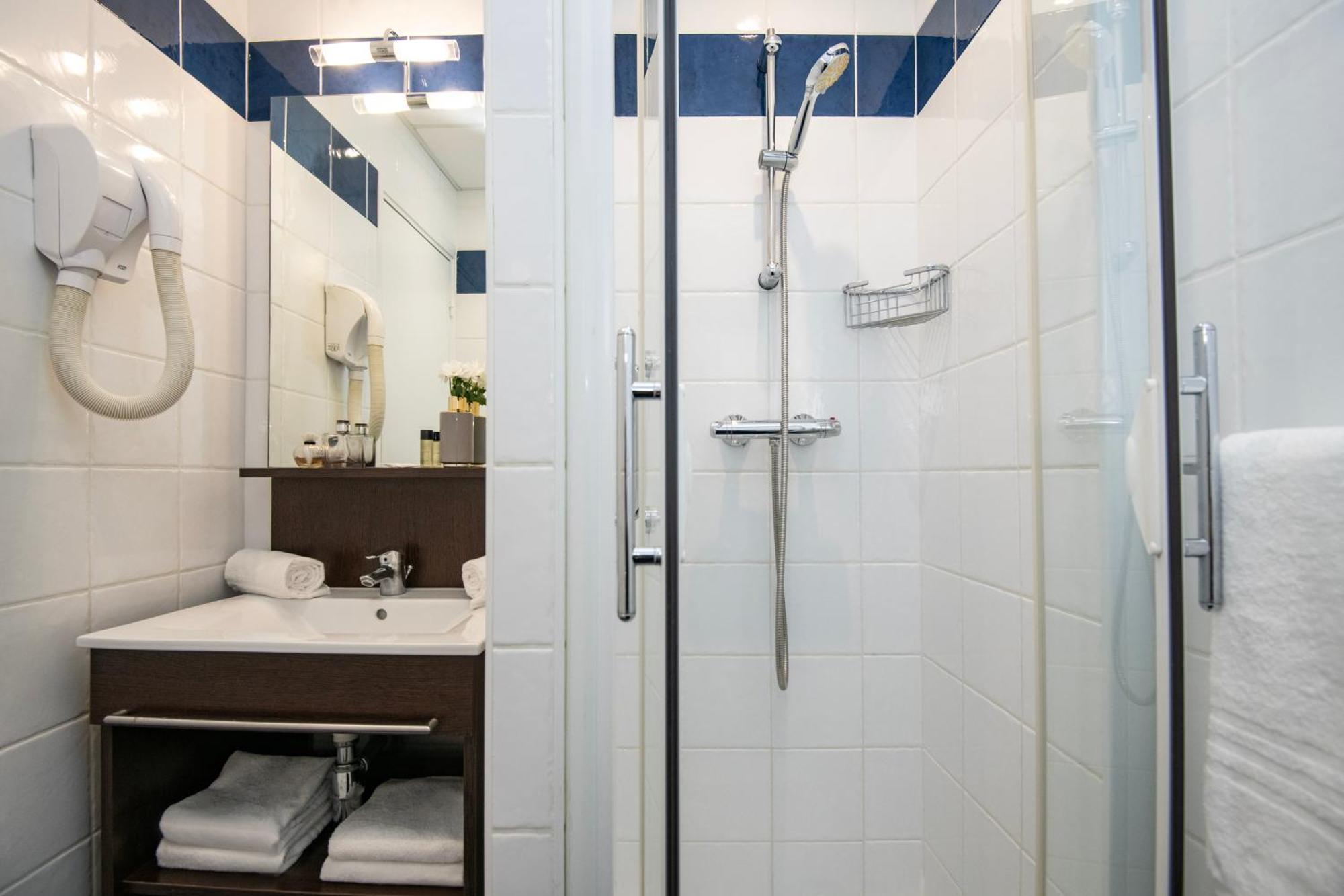 Hotel Vendome Menton - Reouverture Buitenkant foto